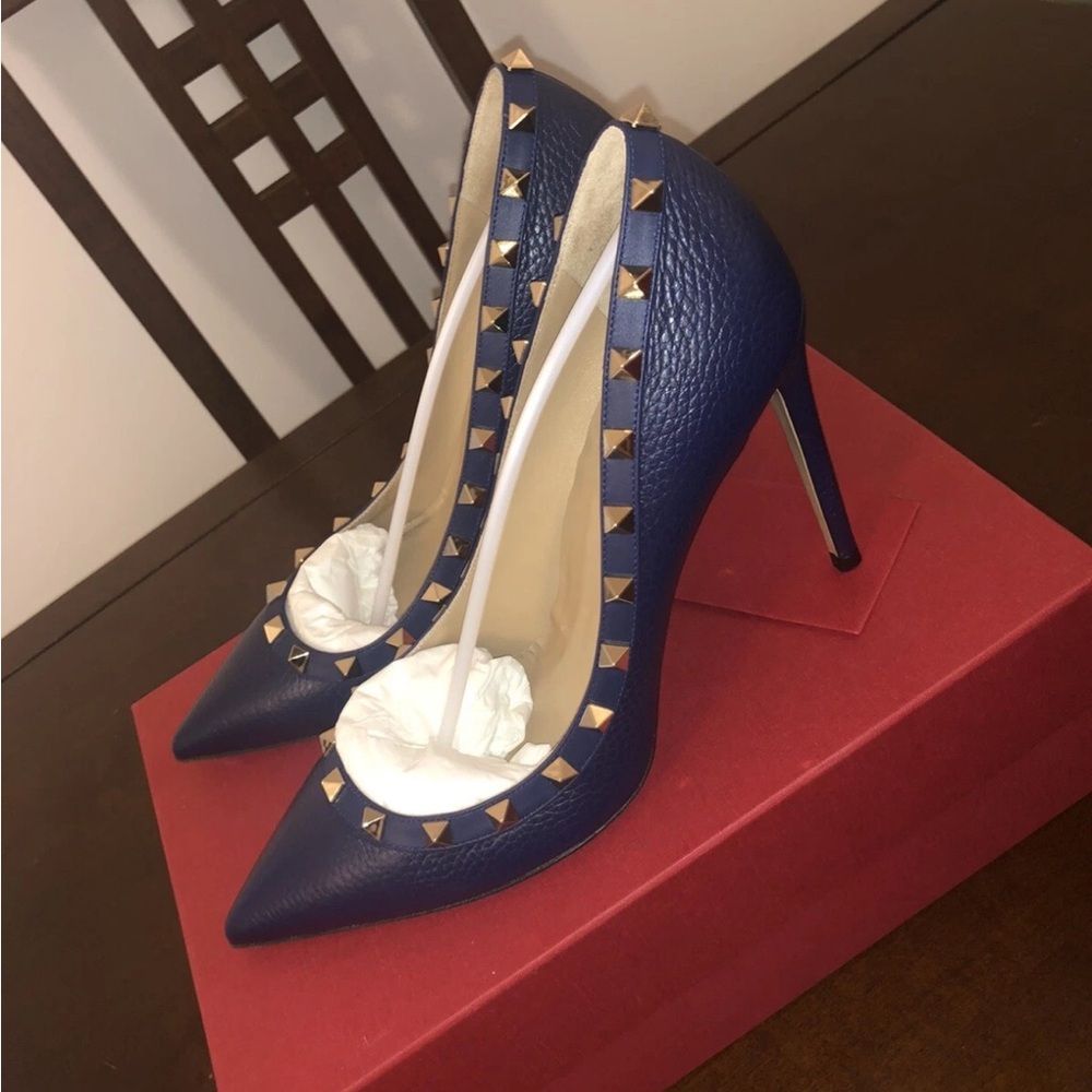 Valentino Rockstud Grainy Leather Pump 100 Navy